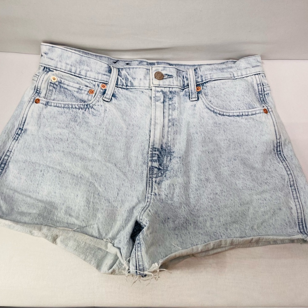 GAP Light Wash Denim Jean Shorts